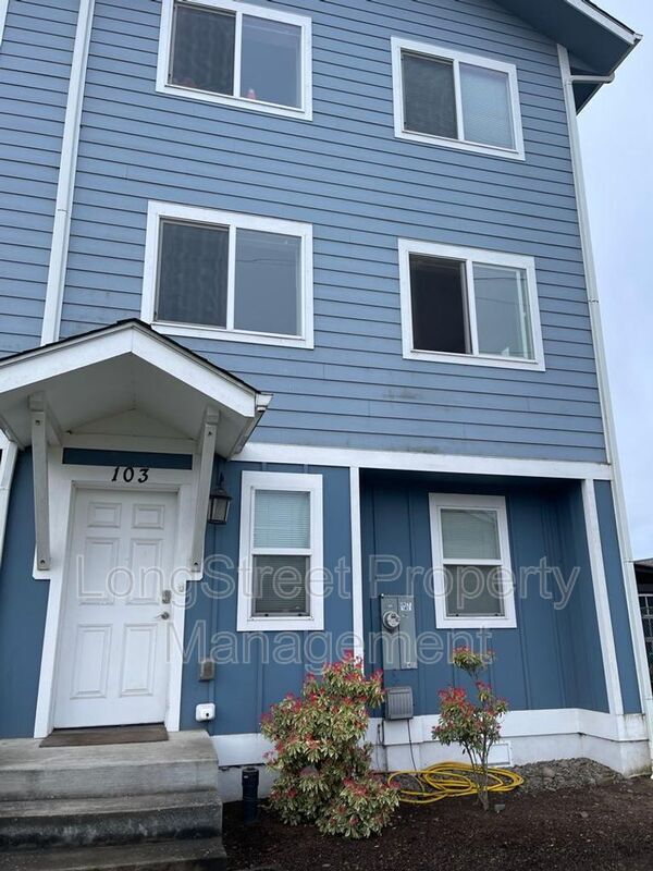 Primary Photo - 132 SW Avery Ave