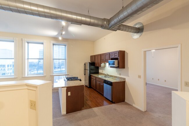 1 BD - Kitchen - William Brown Lofts