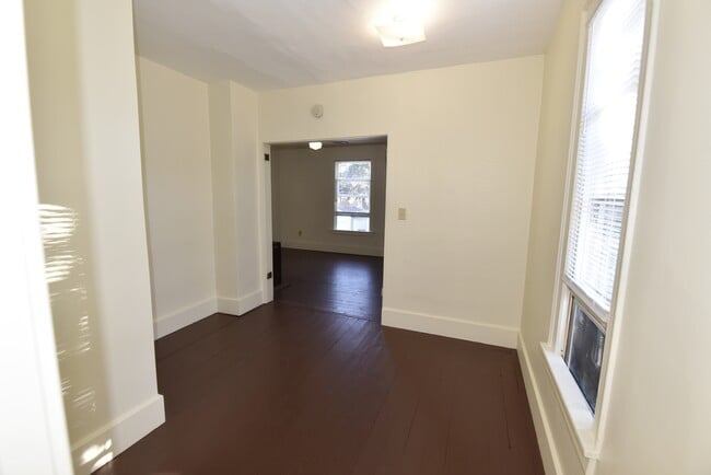 Bedroom - 821 6th St NW