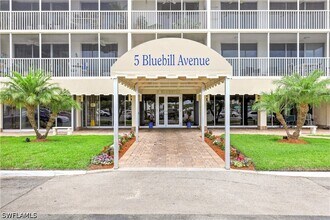 Building Photo - 5 Bluebill Ave