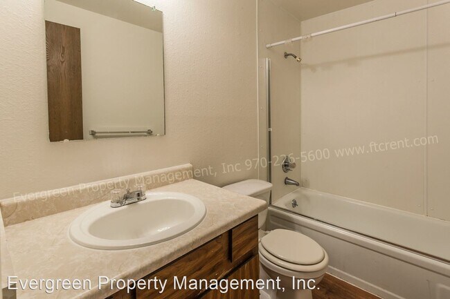 Foto del edificio - 1244 Maple St