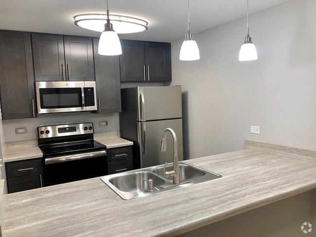 1BD, 1BR Remodel D-Style Kitchen - Villages of Greene Valley