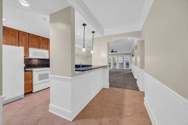 Building Photo - 1313 Villa Marbella Ct