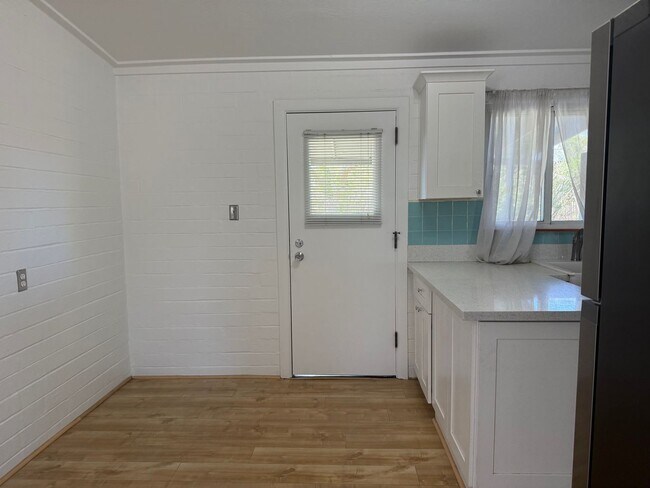Foto del edificio - Adorable 2 bed + office/1 bath House with ...