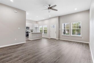 Building Photo - 1321 E 35th St