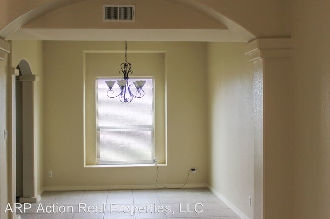 Building Photo - 3 br, 2.5 bath House - 7945 KHOURI CIR