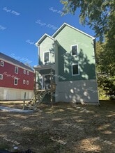 Building Photo - 1030 Oakland Ave