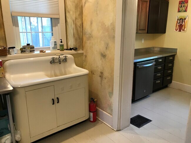 Primer piso - 311 S 3rd St