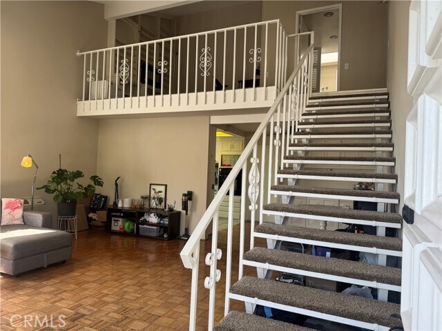 Foto del edificio - 2037 Via Mariposa E