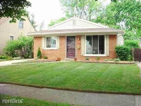 Primary Photo - 809 N Kenwood Ave