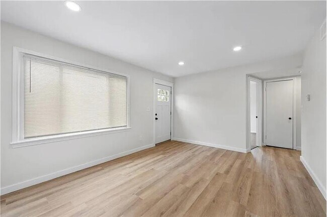 Foto del edificio - 13410 Wainfleet Ave
