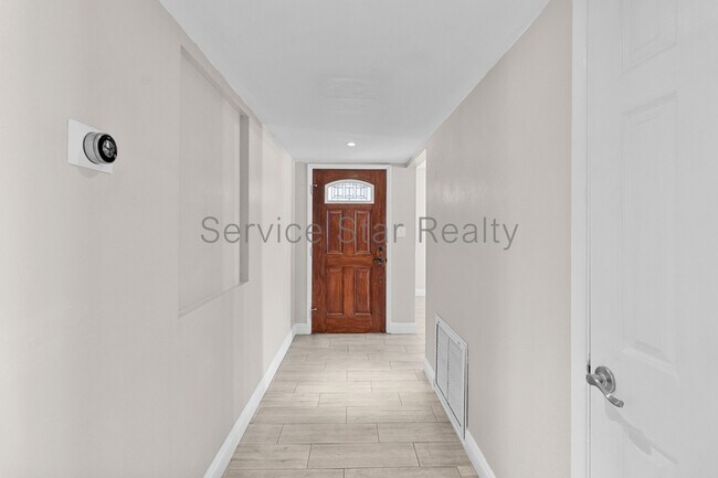 Foto del edificio - 7406 E Edgemont Ave