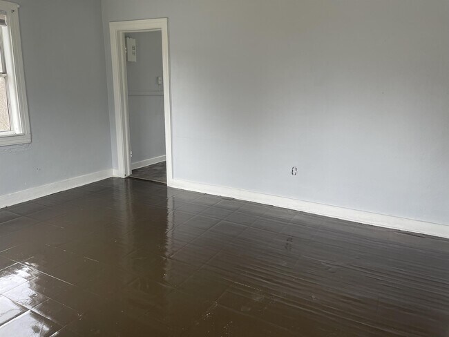 Foto del edificio - 438 Ash St