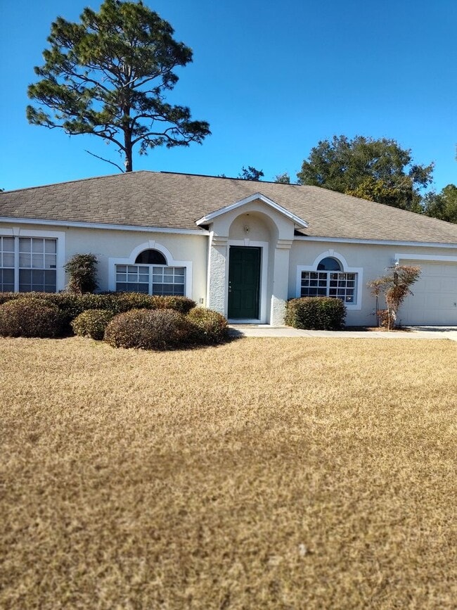 Building Photo - 8026 SE 62nd Loop