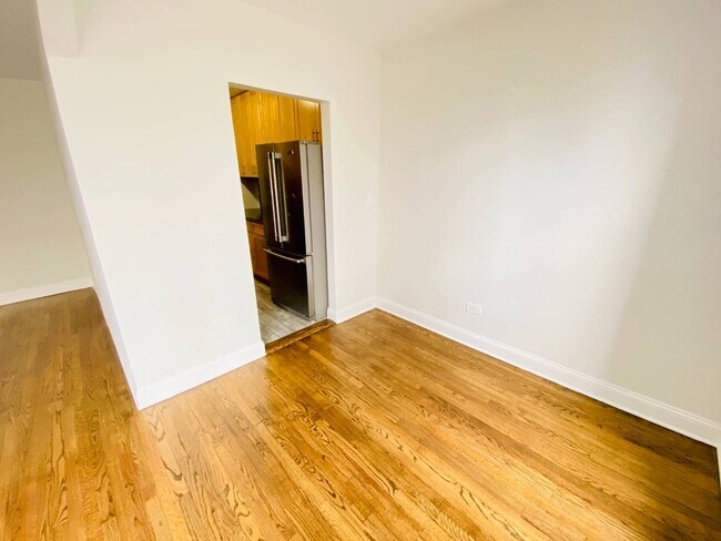 Foto del edificio - 3640 Johnson Ave