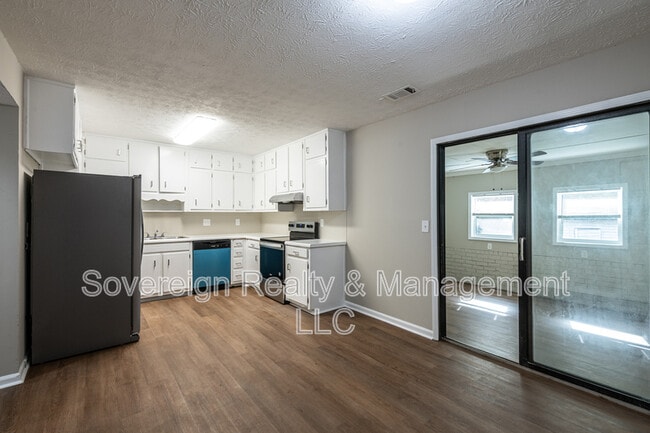 Foto del edificio - 366 Haymarket Ln