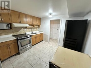 Building Photo - 16 Fairty Dr