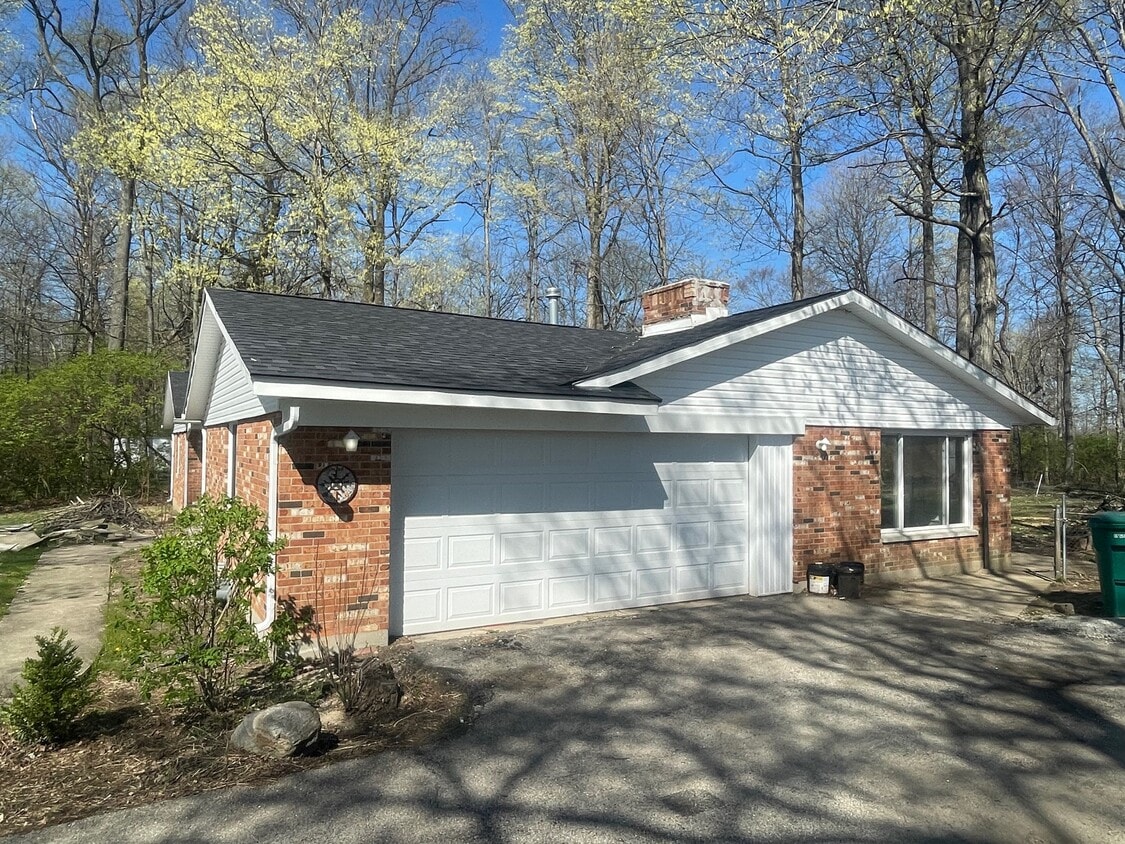 Primary Photo - 2066 Pennyroyal Rd
