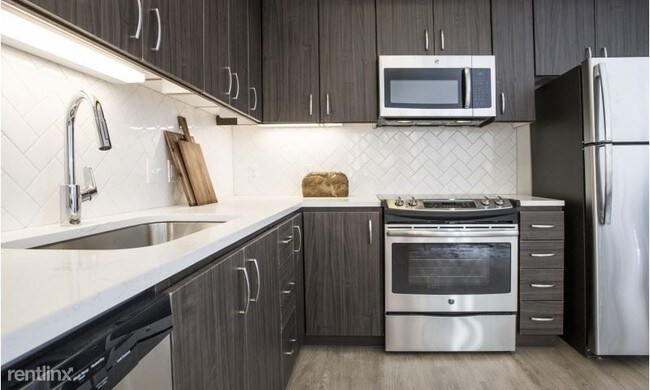 Foto del edificio - 1 br, 1 bath Apartment - 419 Marshall St 025