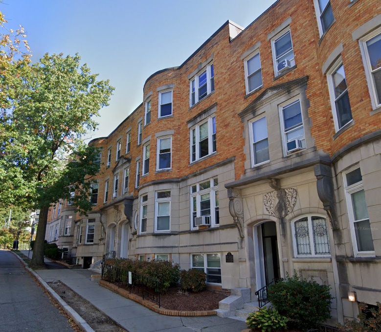 Foto del edificio - 17 Fairbanks St