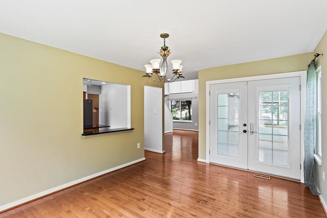 Building Photo - Columbia, MD