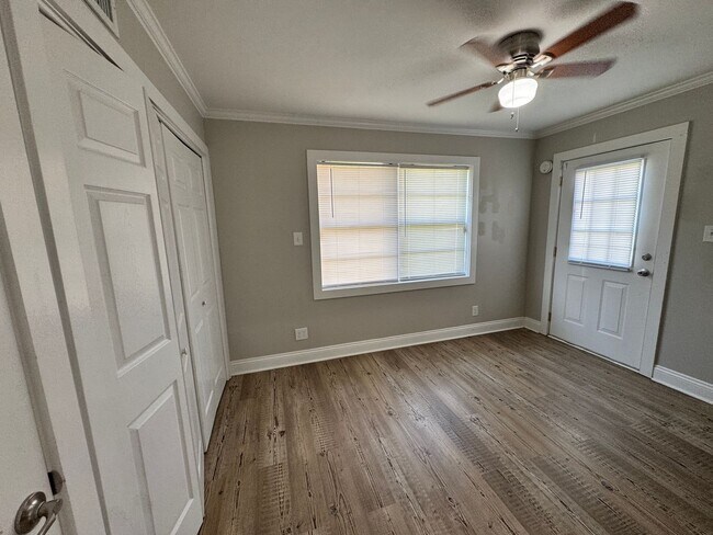 Foto del edificio - Home for rent!