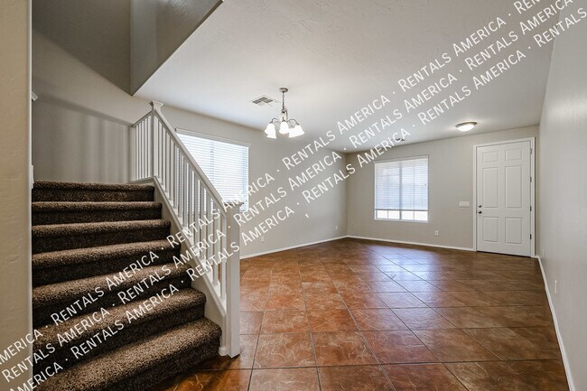 Building Photo - 5 bed/ 3 Bath Spacious Home w/ Solar and C...