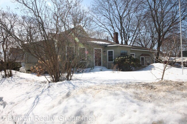Building Photo - 2 br, 1 bath House - 43 Vannah Avenue