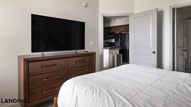 Foto del edificio - 15330 Liberty River Dr