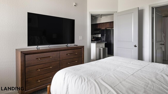 Building Photo - 15330 Liberty River Dr