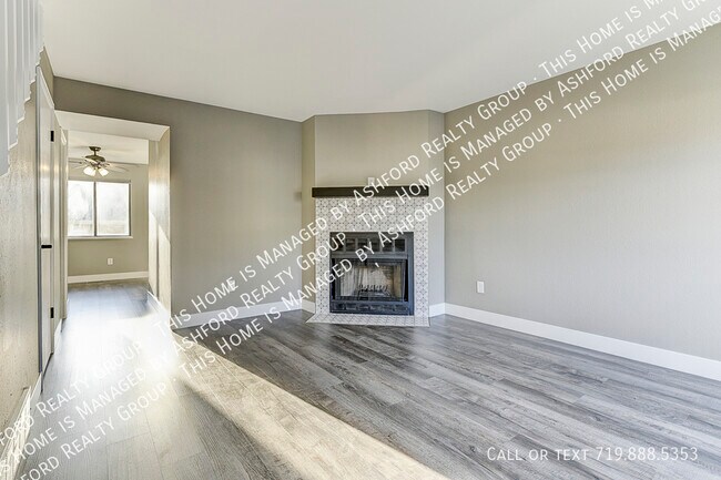Building Photo - 5519 Denmark Court