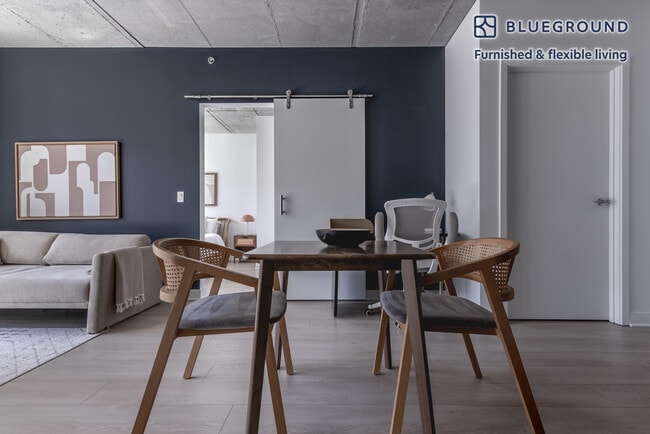 Building Photo - 311 W Illinois St