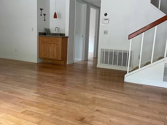 Foto principal - 11614 Doral Ave