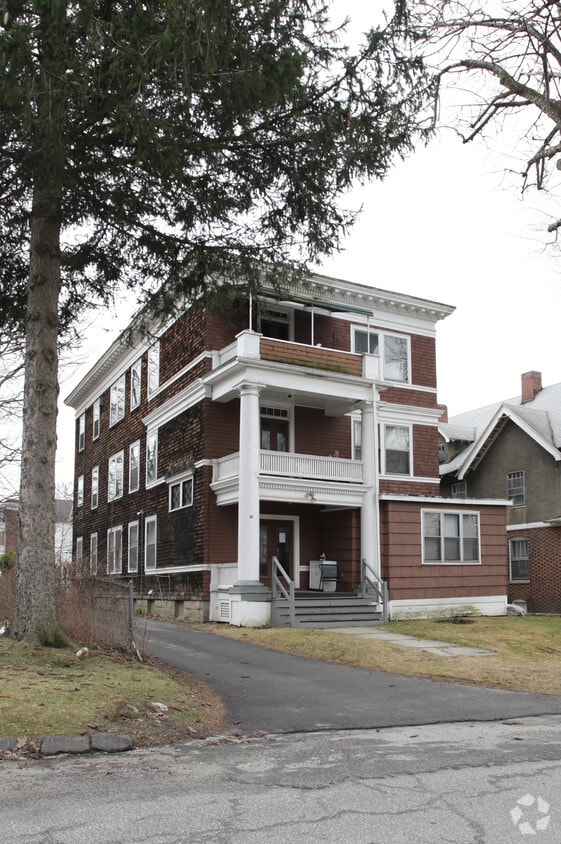 10 Broad St, Pittsfield, MA 01201 Apartments in Pittsfield, MA