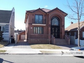 Building Photo - 57-12 157th St