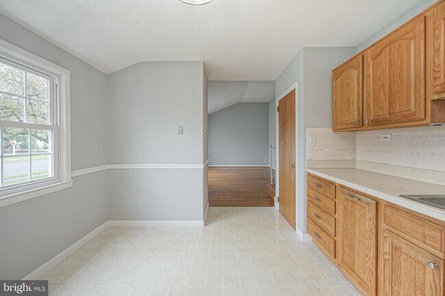 Foto del edificio - 220 Georgetown Rd