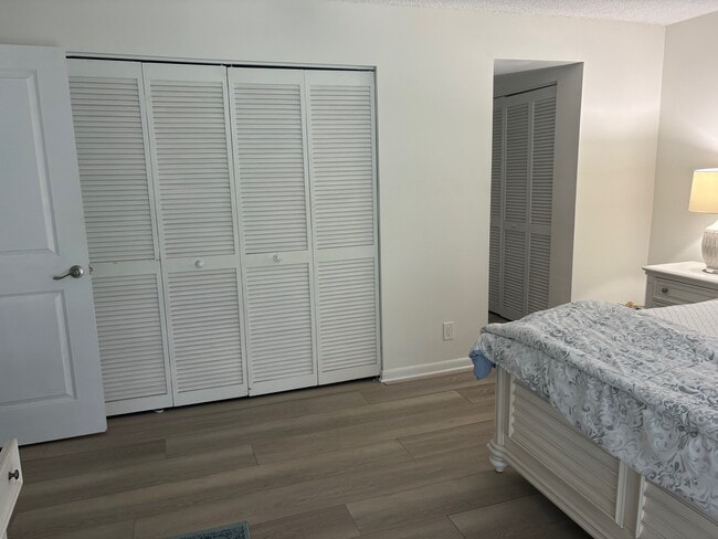 Building Photo - 195 Peppermint Ln