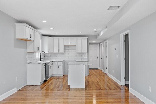 Foto del edificio - 79 Gage St