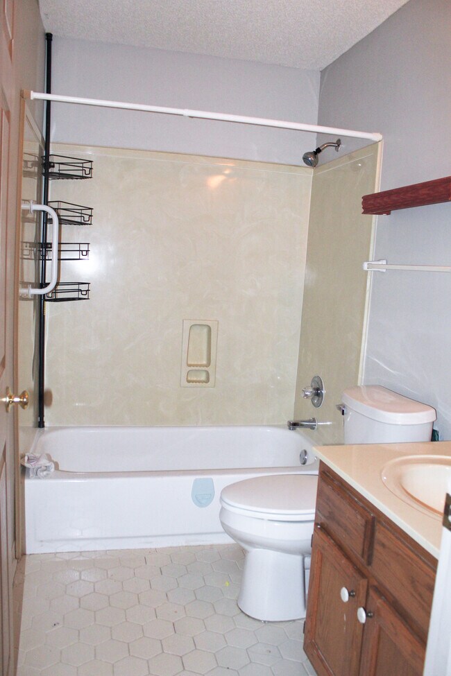 Foto del edificio - 3470 Oak Rd