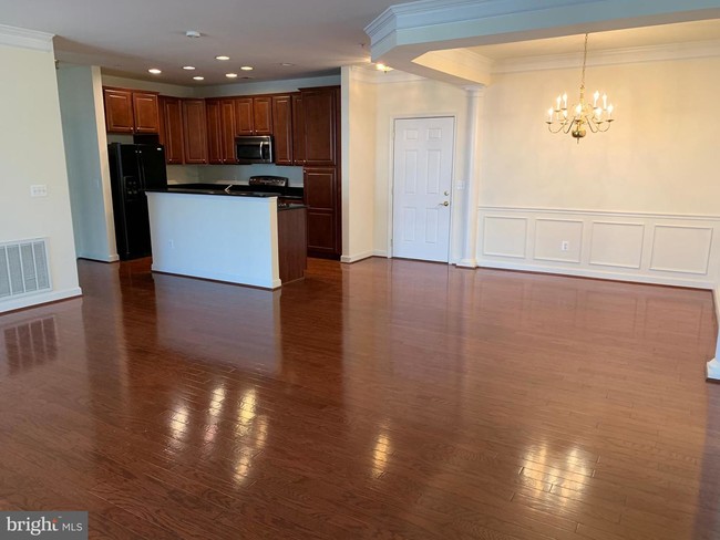 Building Photo - 1511 Feral Dae Ln
