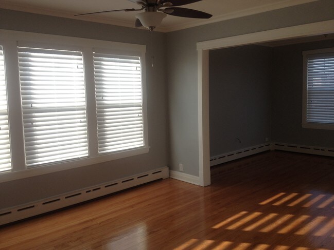 Foto del edificio - 4527 N Mason Ave