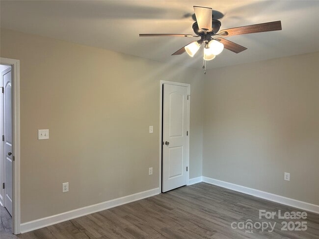 Building Photo - 6962 NC-27