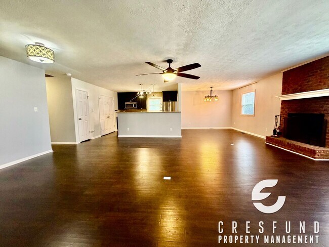 Foto del edificio - Charming 3 Bedroom 2 Bath Open Concept (Pet Friendly)