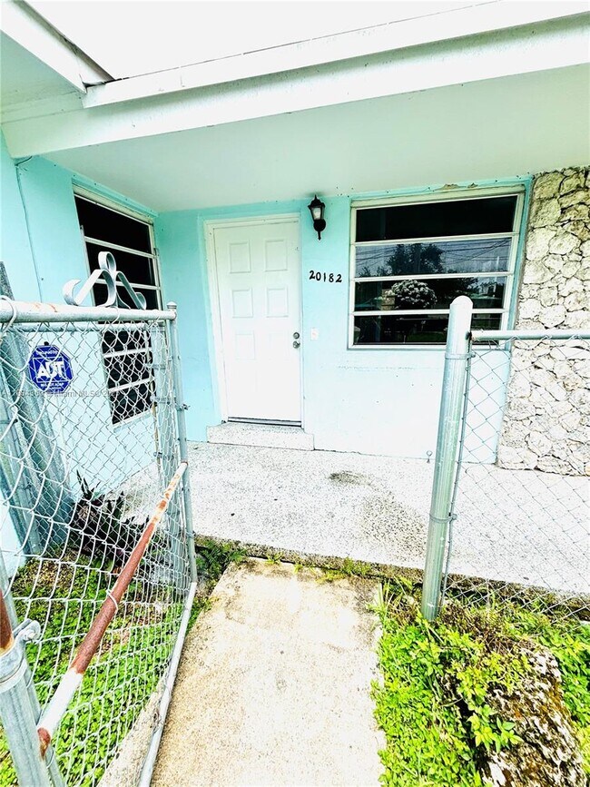 Building Photo - 20182 Old Cutler Rd