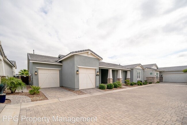 Building Photo - 3 br, 2.5 bath House - 11203 N Northfield St