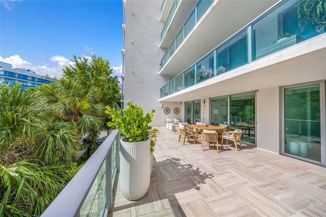 Foto del edificio - 1025 92nd St