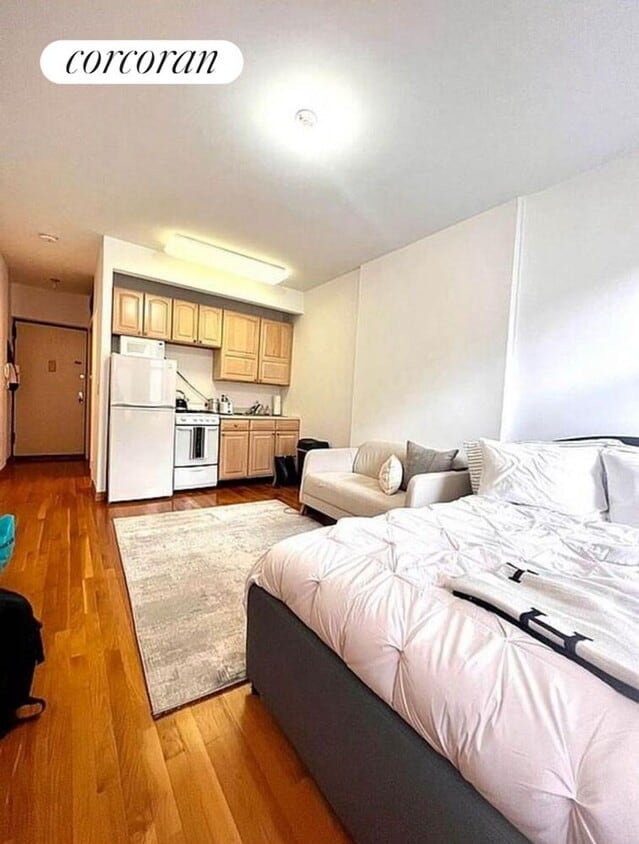 Foto del edificio - 455 W 46th St