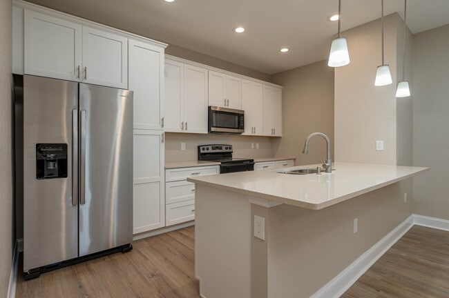 Building Photo - 1035 Oak Hammock