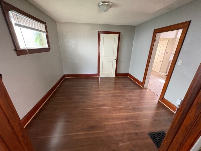 Foto del edificio - 1288 S 22nd St