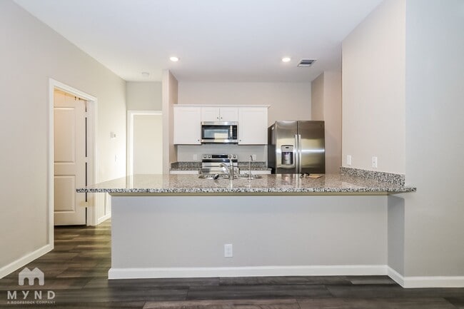 Building Photo - 1016 Lacebark Pne Ln